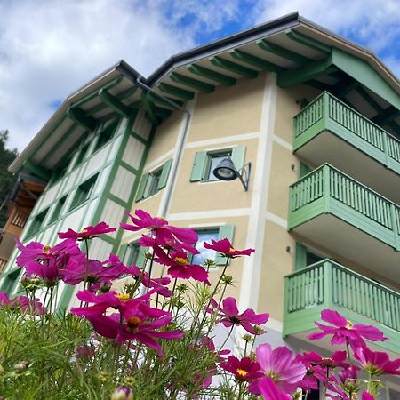 Hotel Lisa Da Pent Canazei Zewnętrze zdjęcie